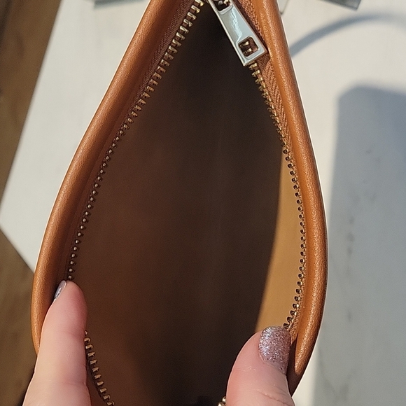 MICHAEL KORS MK Signature Genuine Leather Fanny Pack Belt Bag - Picture 3 of 5